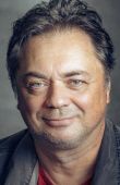 Андрей Леонов
